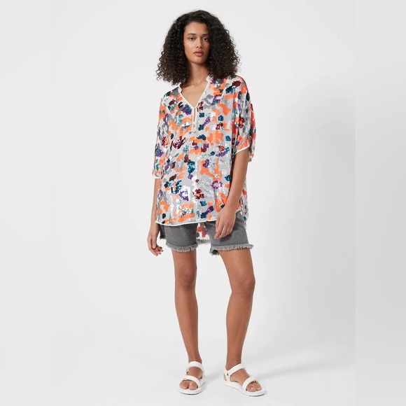 Flora Sequin V-Neck Blouse - Picture 4 of 9